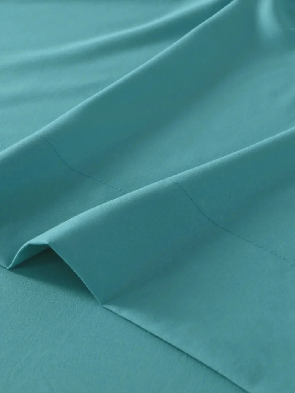 6 PIECE SOFT SOLID EMBROIDERED BED SHEET SET